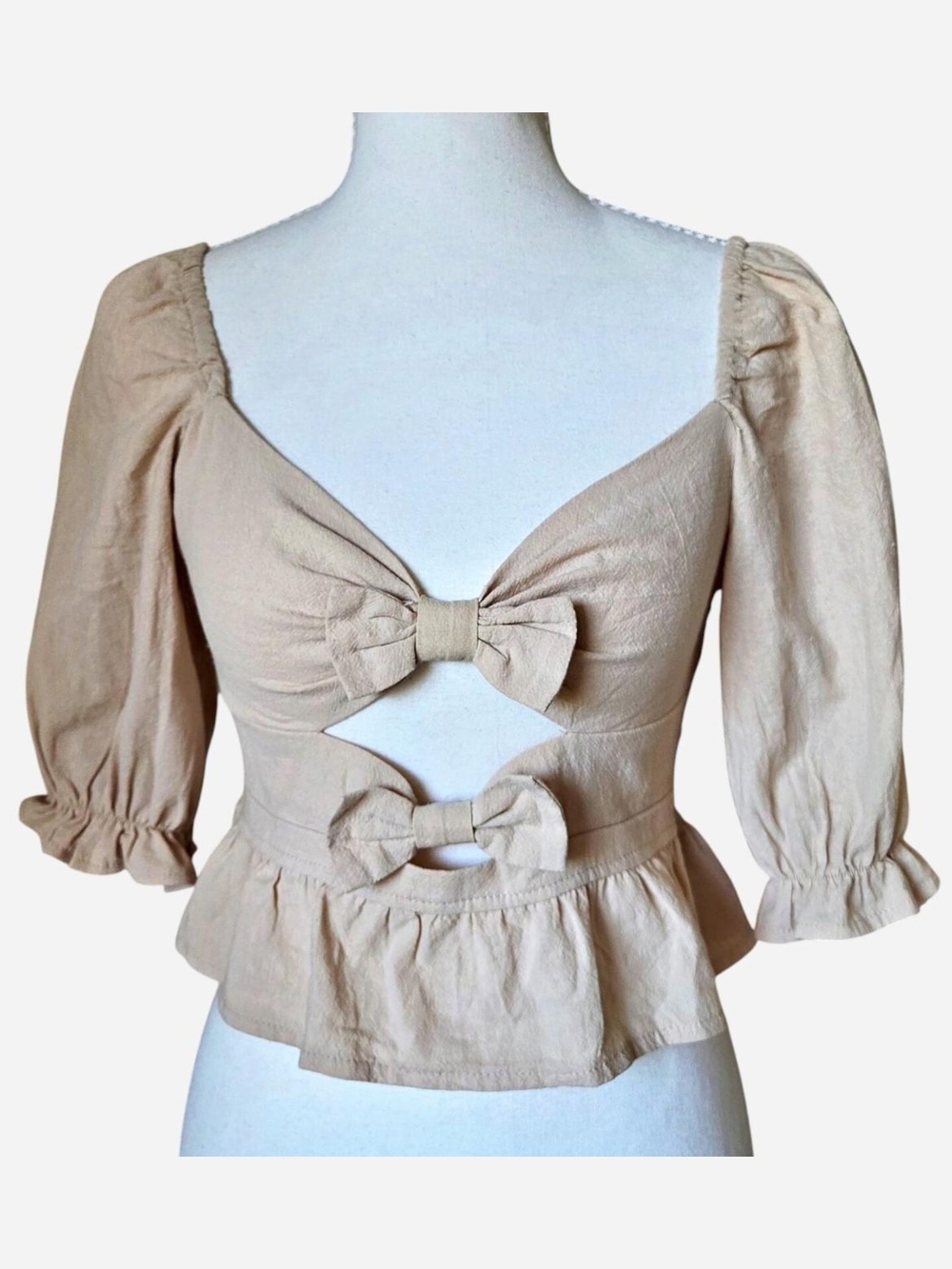 NWT Cut Out Double Bow Blouse Coquette Peplum Crop Top Puff Sleeves Beige Size S